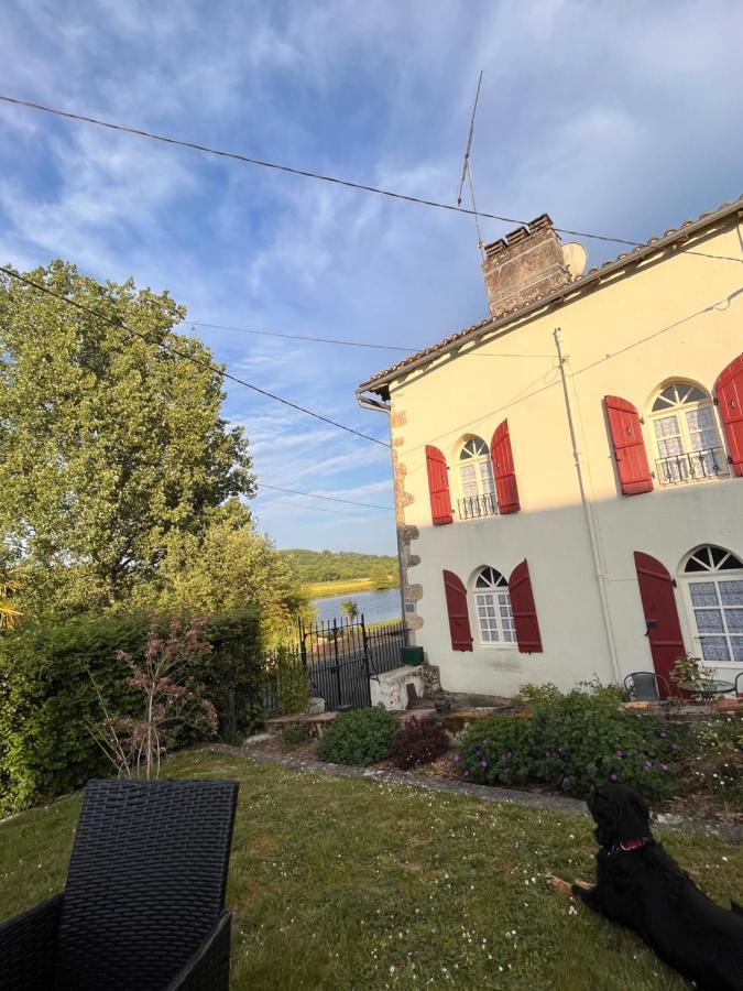 La Maison Du Passeur Availles-Limouzine Zewnętrze zdjęcie