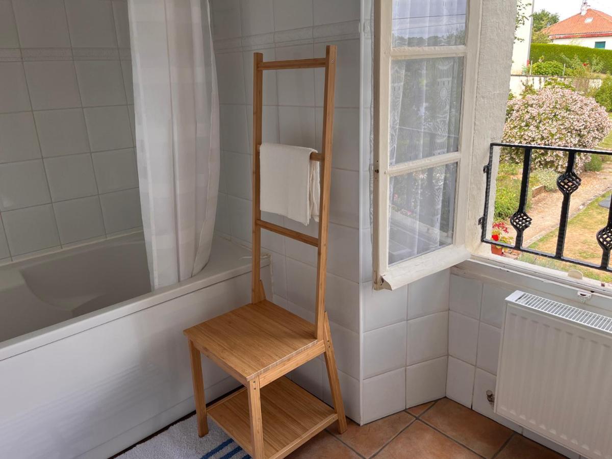 La Maison Du Passeur Availles-Limouzine Zewnętrze zdjęcie